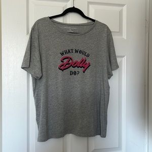 Draper James “What Would Dolly Do” cotton tee- Size XL
